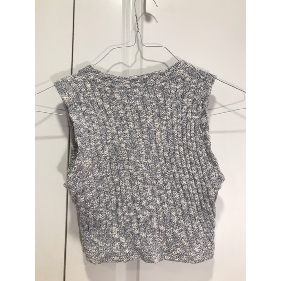 Bershka sweater crop tank - Picture 2 of 3